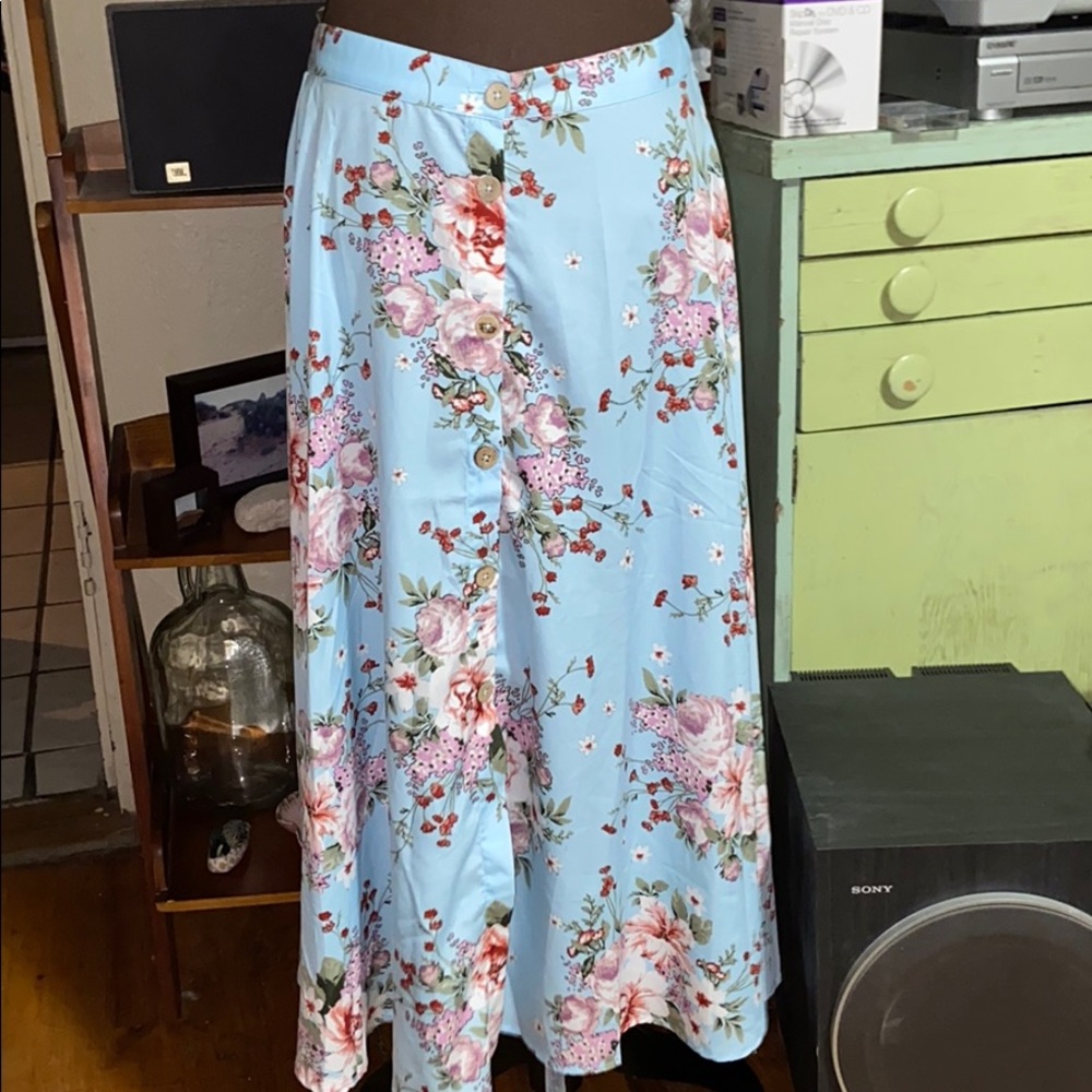 Truly 4 you front button skirt SZ LG NWOT